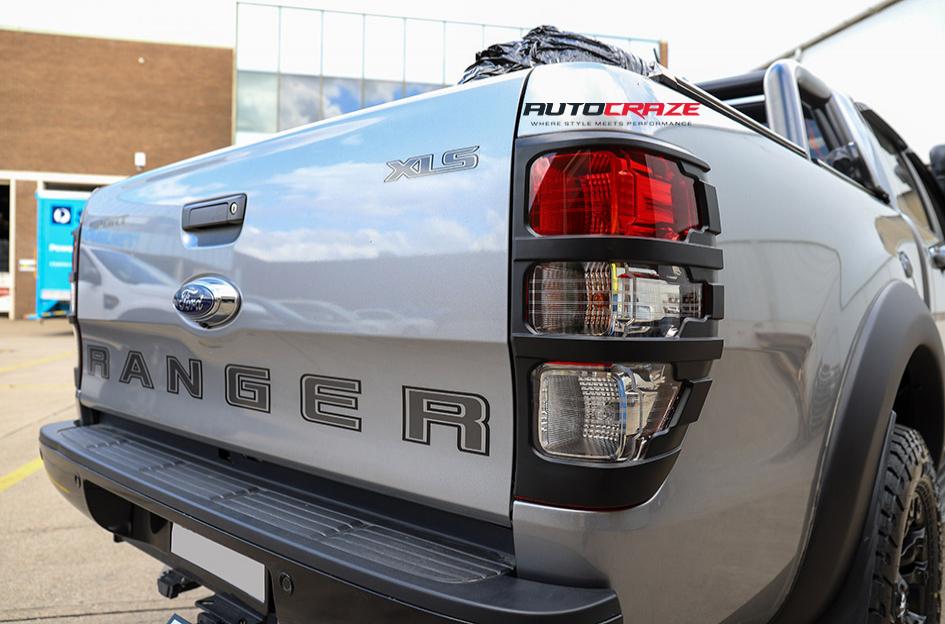 FORD-RANGER-VAPOR-MATTE-BLACK